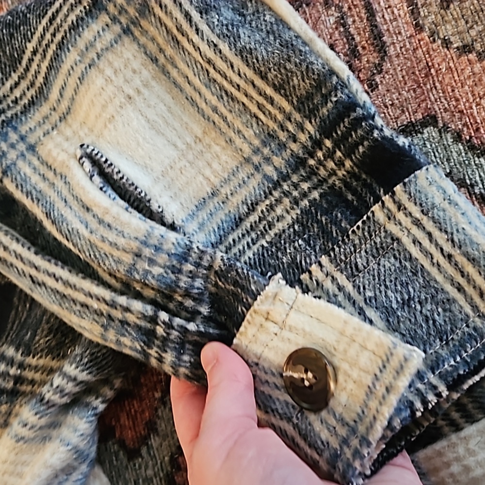 blue boutique flannel - Picture 5 of 6